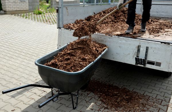 Bulk Mulch Delivery in Turlock