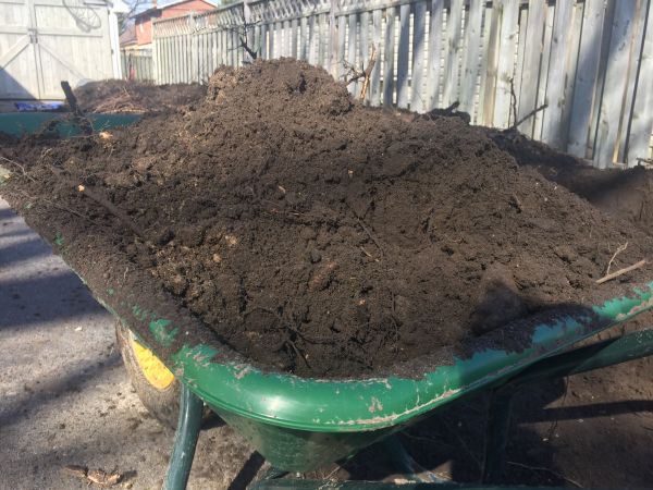 Residential Dirt Delivery in Turlock