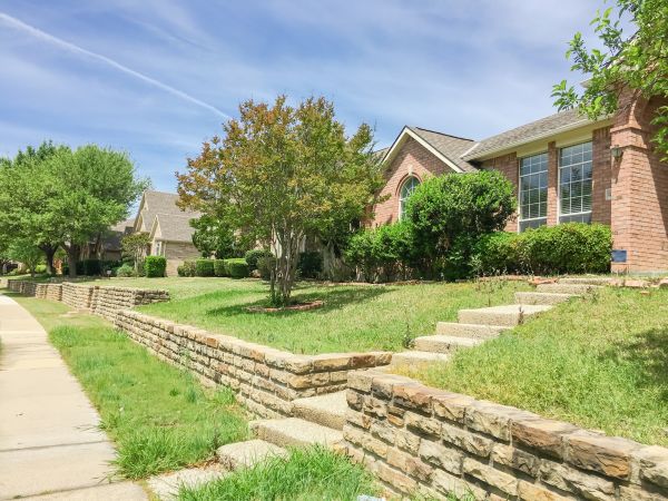 Sloped Yard Landscaping in Turlock