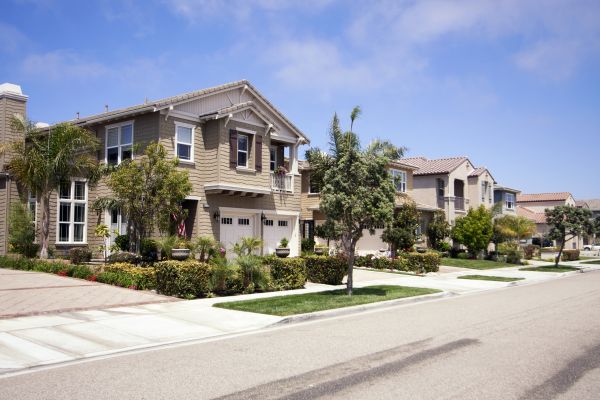 Neighborhood Landscaping in Turlock
